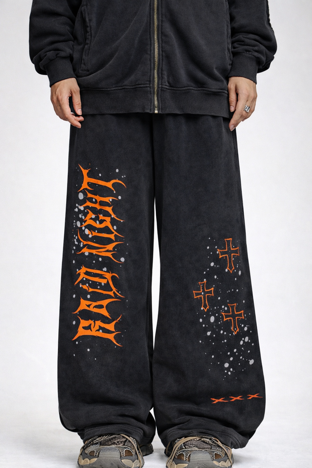 Snow Washed Tape Raw Edge Sweatpants
